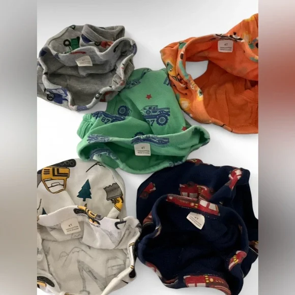 Vehicle Print Colorful Boy’s Underwear Briefs (Bundle of 5) Size 4T - Picture 3 of 3